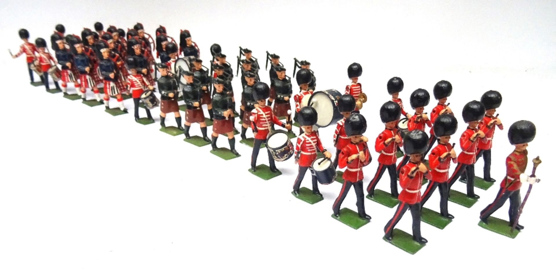 Britains massed Drums and Pipes of the Scots and Irish Guards - Bild 12 aus 12