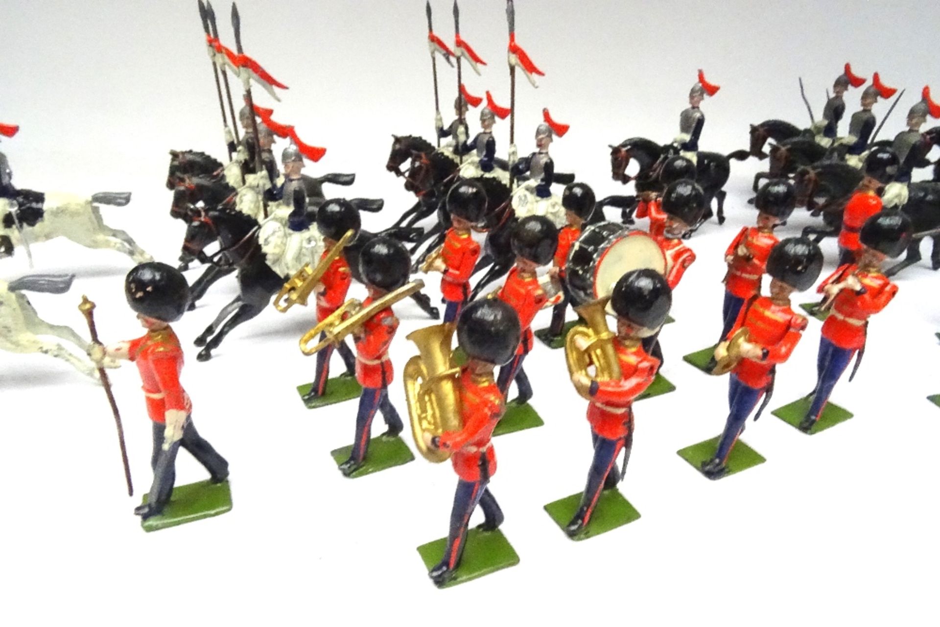 Britains two-tier display set 93, Royal Horse Guards and Coldstream Guards - Image 6 of 9