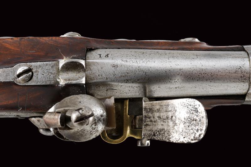 A pair of officer's flintlock pistols - Image 5 of 9