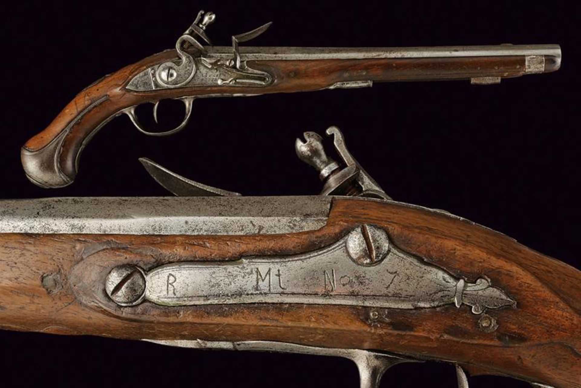 A rare Mod. 1743 pistol for Garde du Corps du Roi di Pentel Freres