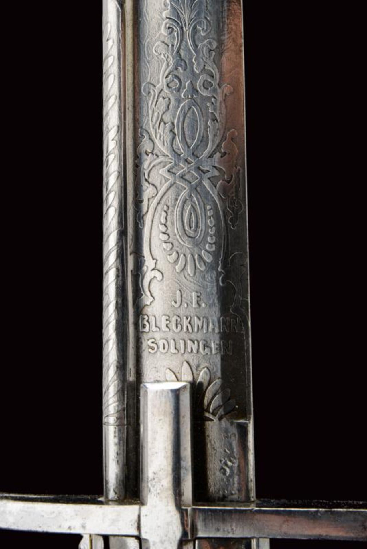 An 1855 model officer's sabre with damascus steel blade - Bild 4 aus 7