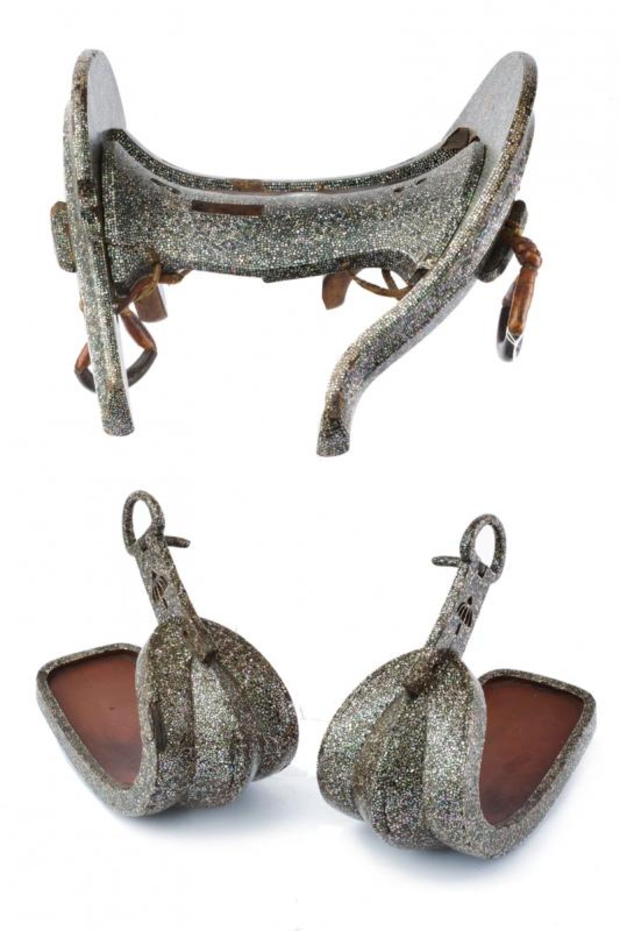 A fine set of Kura (saddle) and Abumi (stirrups) - Image 4 of 12