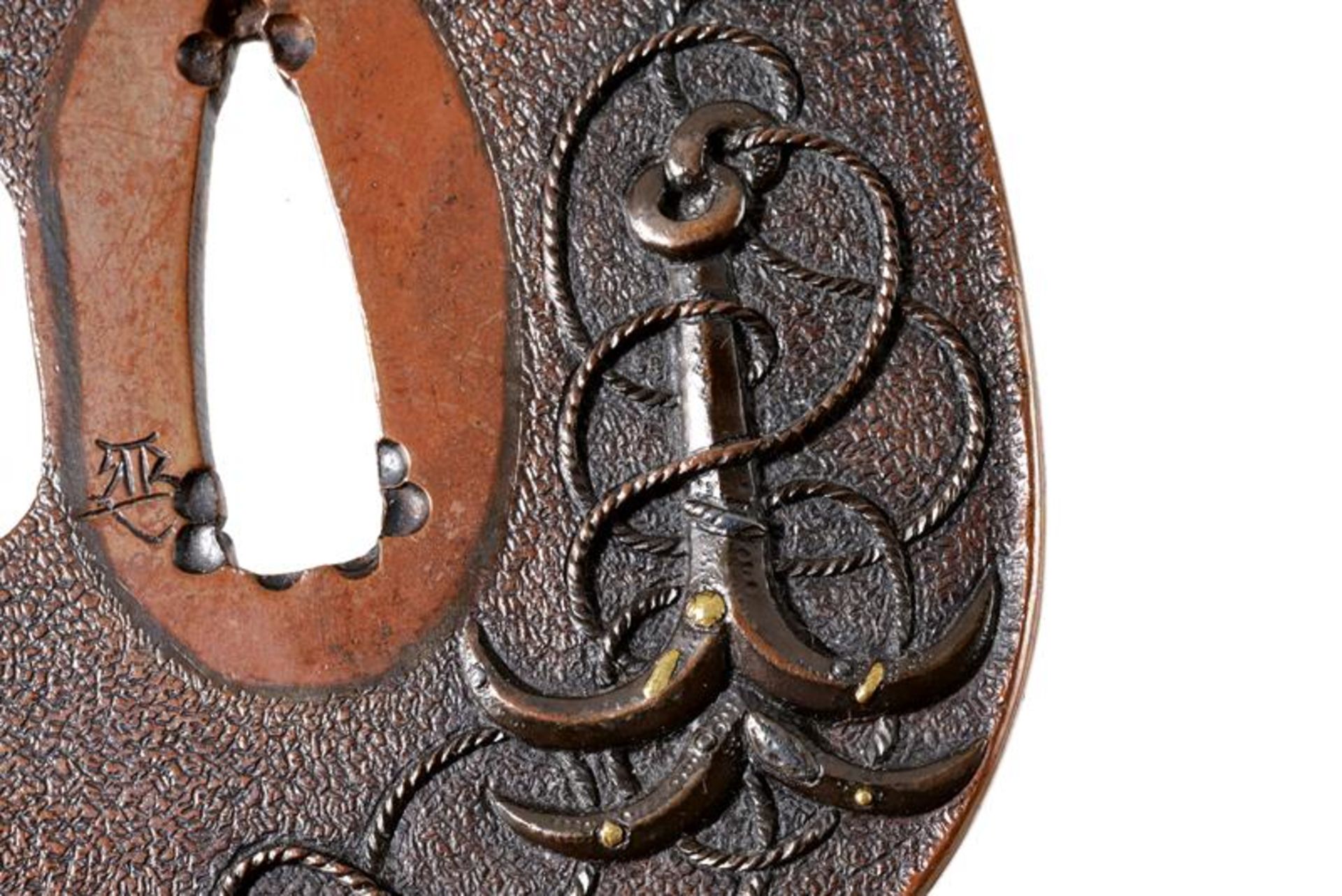 A fine tsuba with kao by Tashishige of the Nara school - Bild 4 aus 4