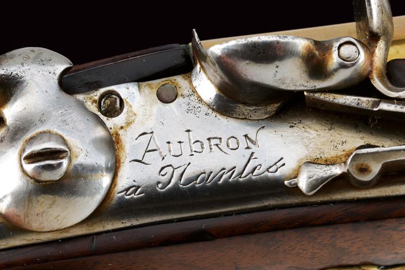 A pair of blunderbuss flintlock pistol for a naval officer - Image 2 of 6