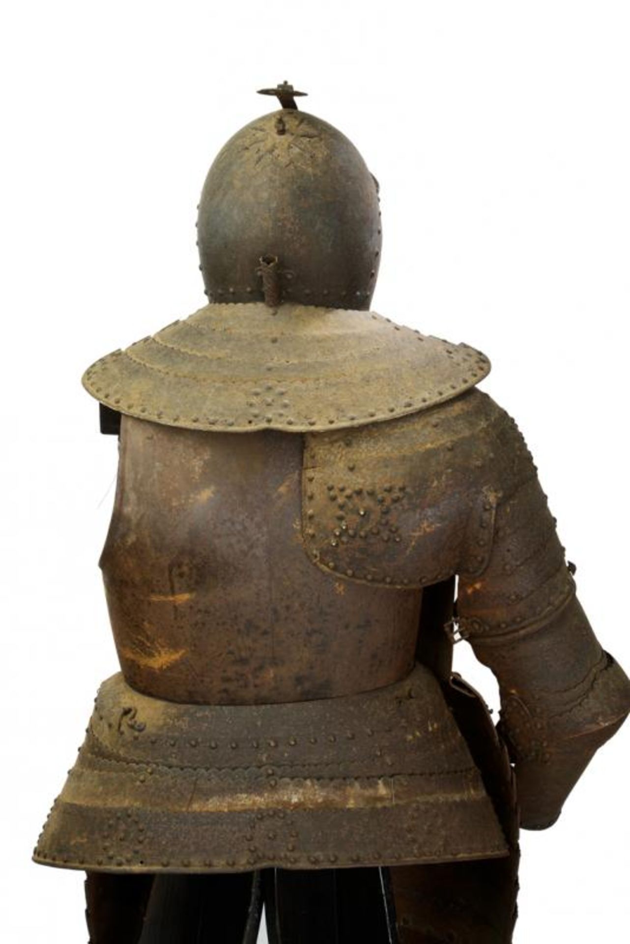 A three-quarter armour for an officer - Image 6 of 8