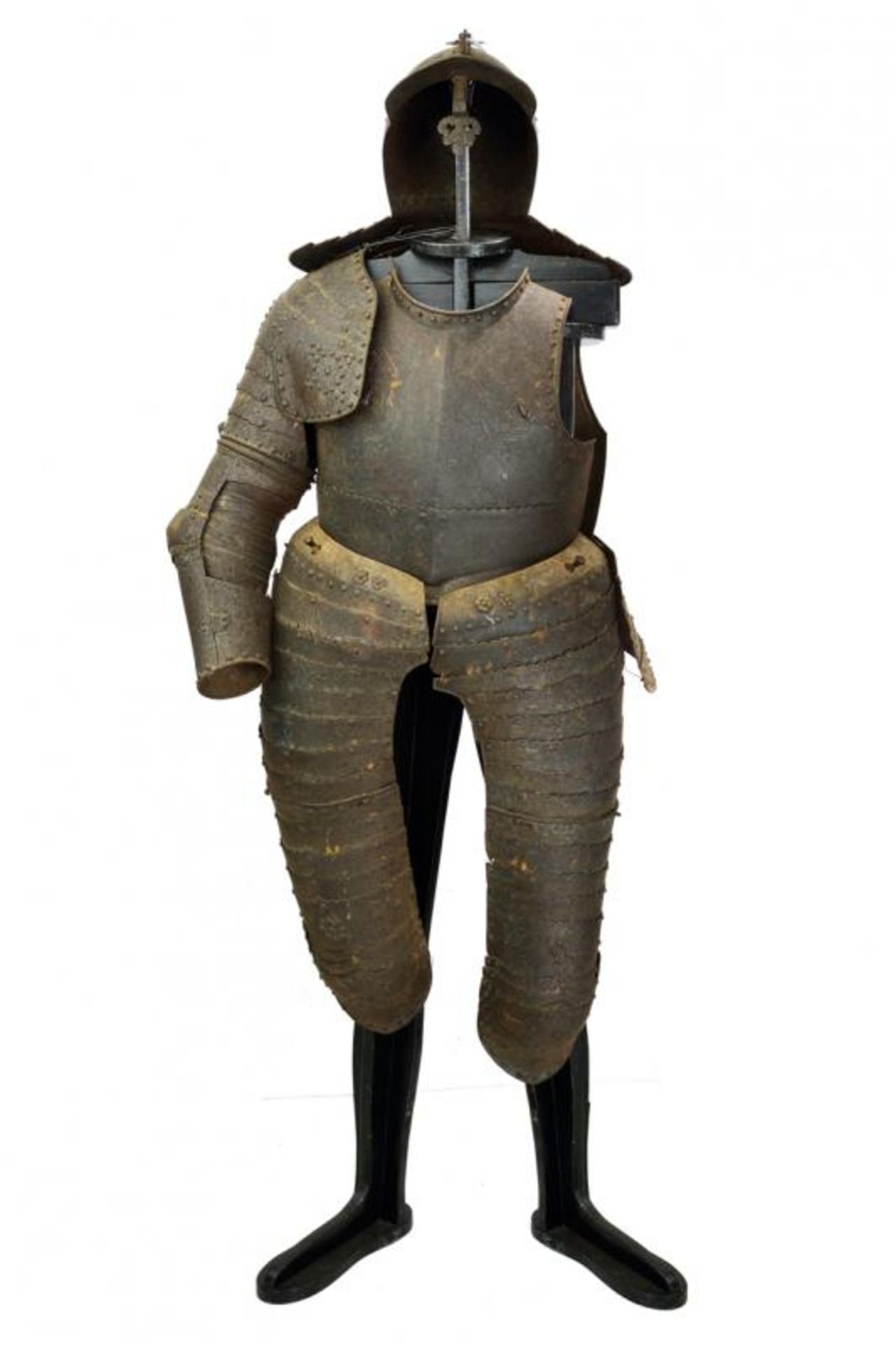 A three-quarter armour for an officer