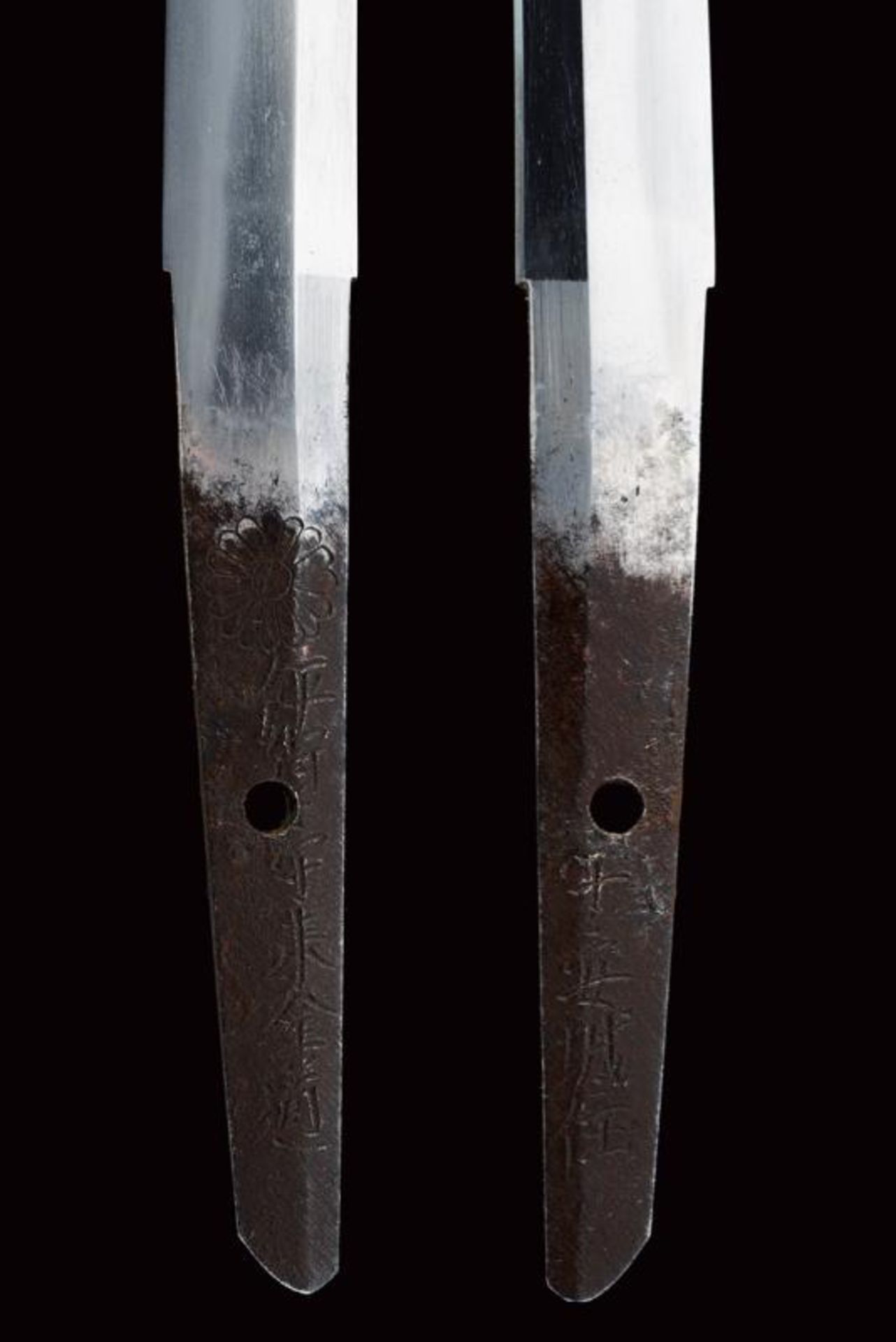 An important Mamori Katana Wakizashi by Iga no Kami Rai Kin Michi - Image 7 of 18