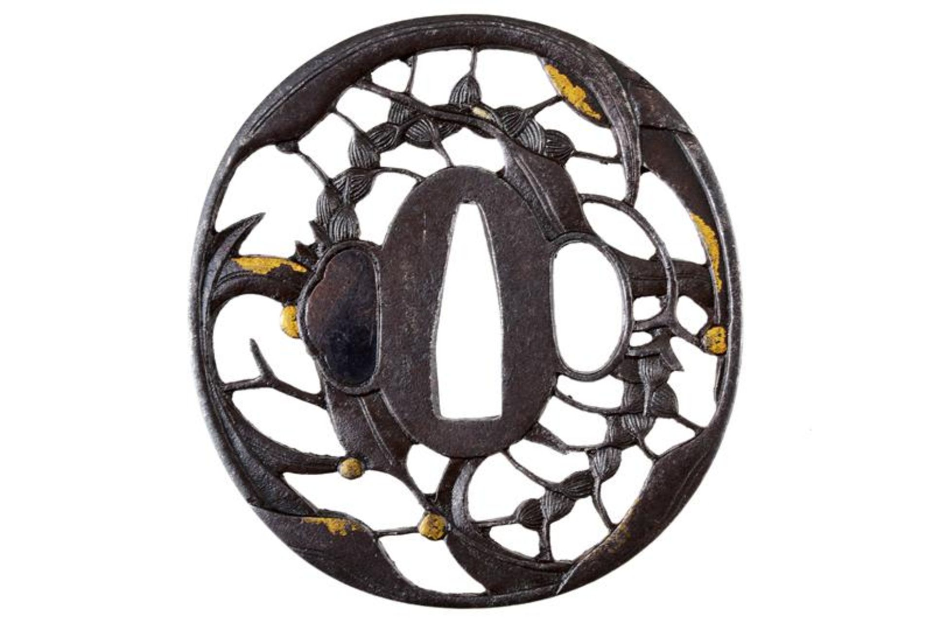 A fine tsuba of the Shoami o Ito school - Bild 2 aus 3