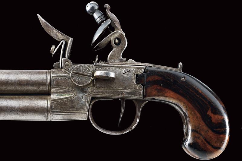 An over-and under-barreled flintlock pocket pistol - Image 2 of 4