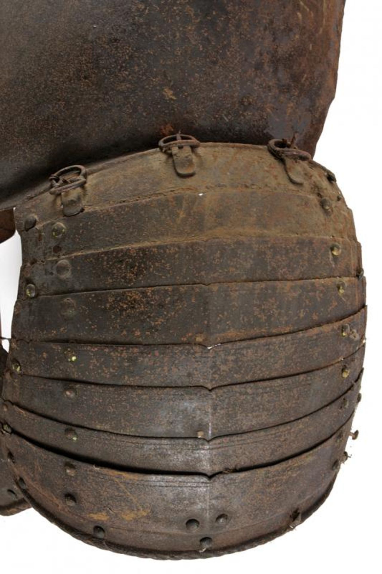 A breastplate with tassets - Image 3 of 4