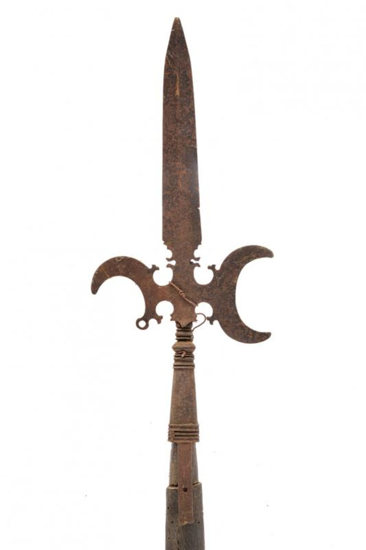 A sergeant's halberd - Image 2 of 5