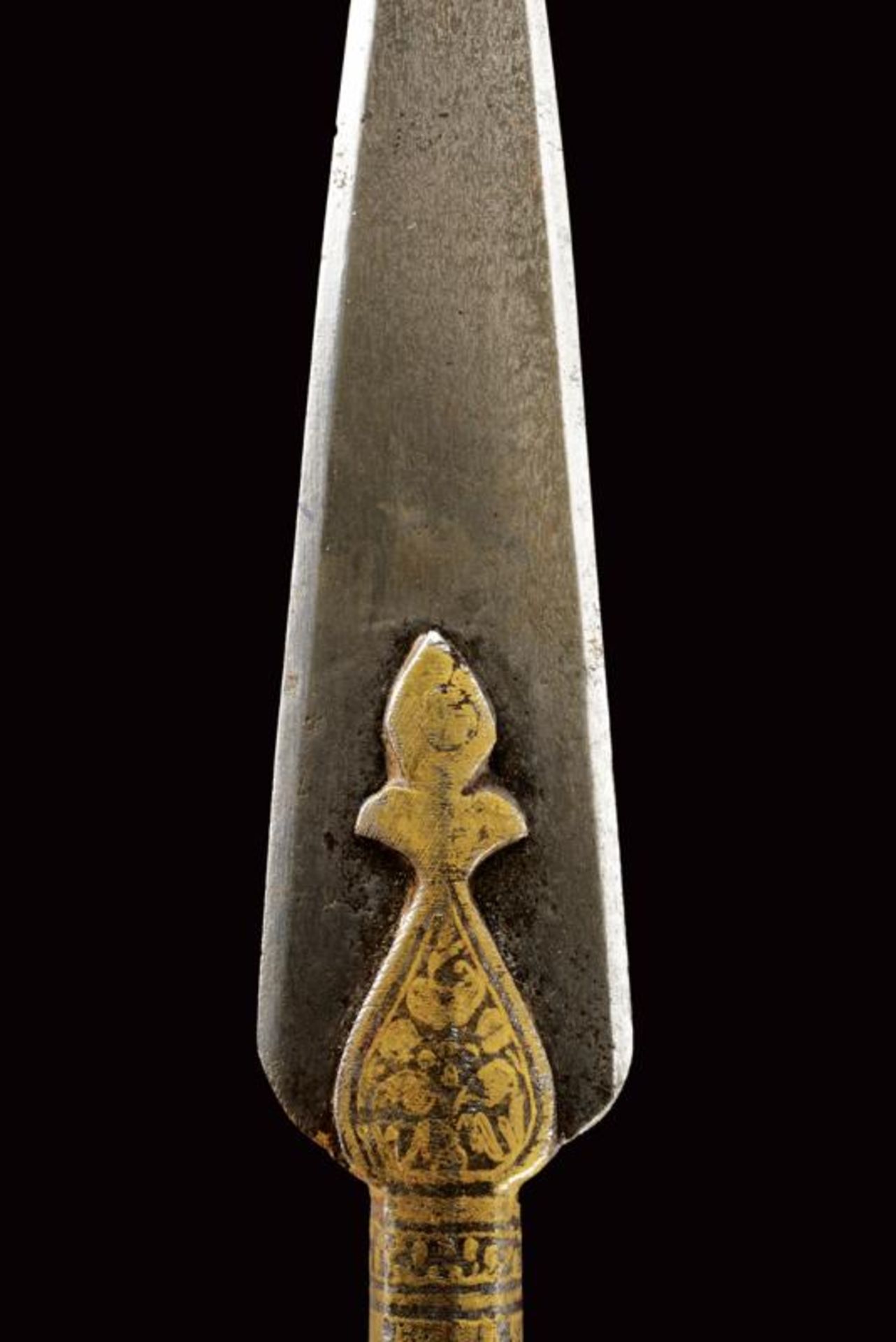 A set of a folding knife and a spearhead in a painted case - Image 4 of 7