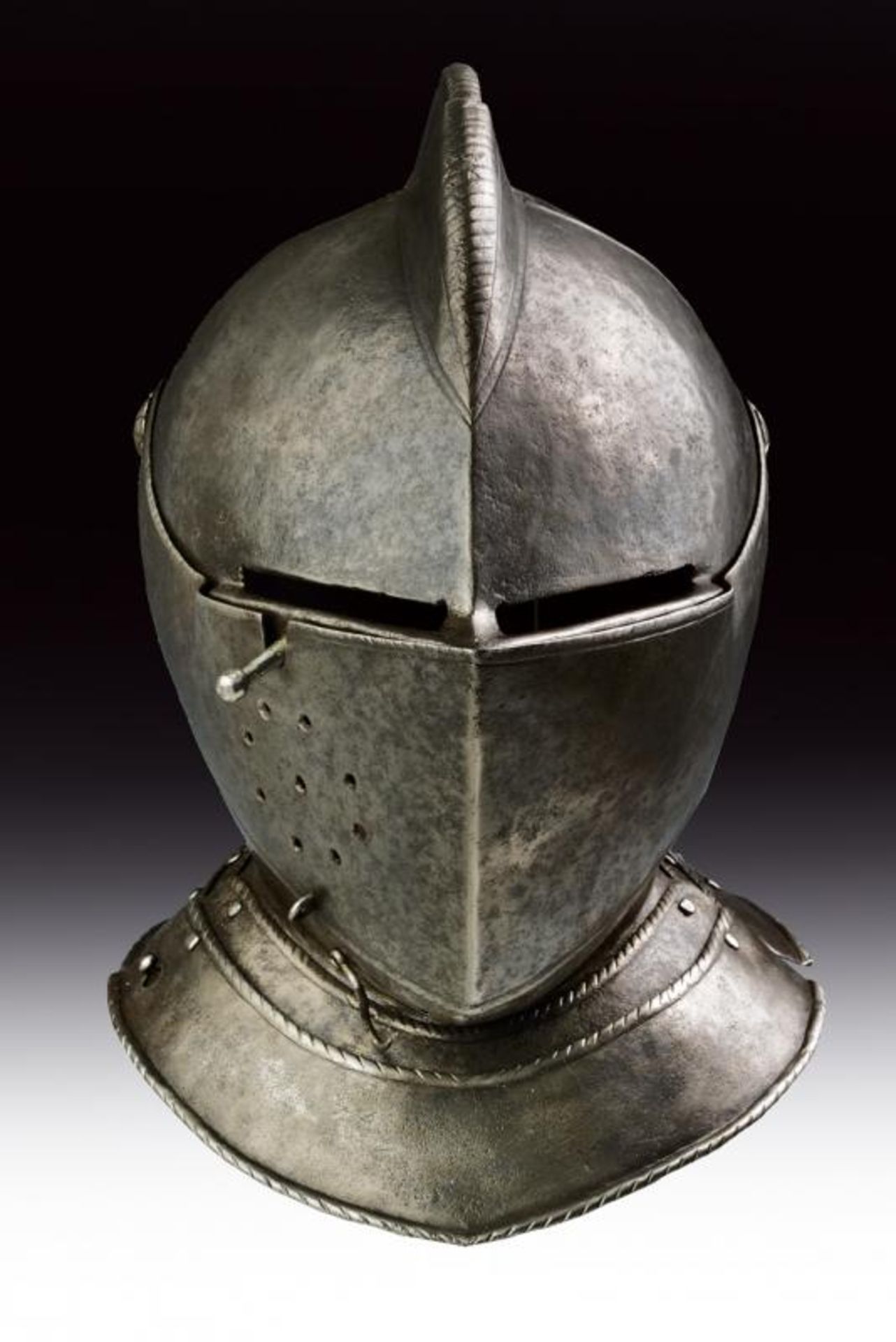 An interesting cavalry helmet - Bild 3 aus 9