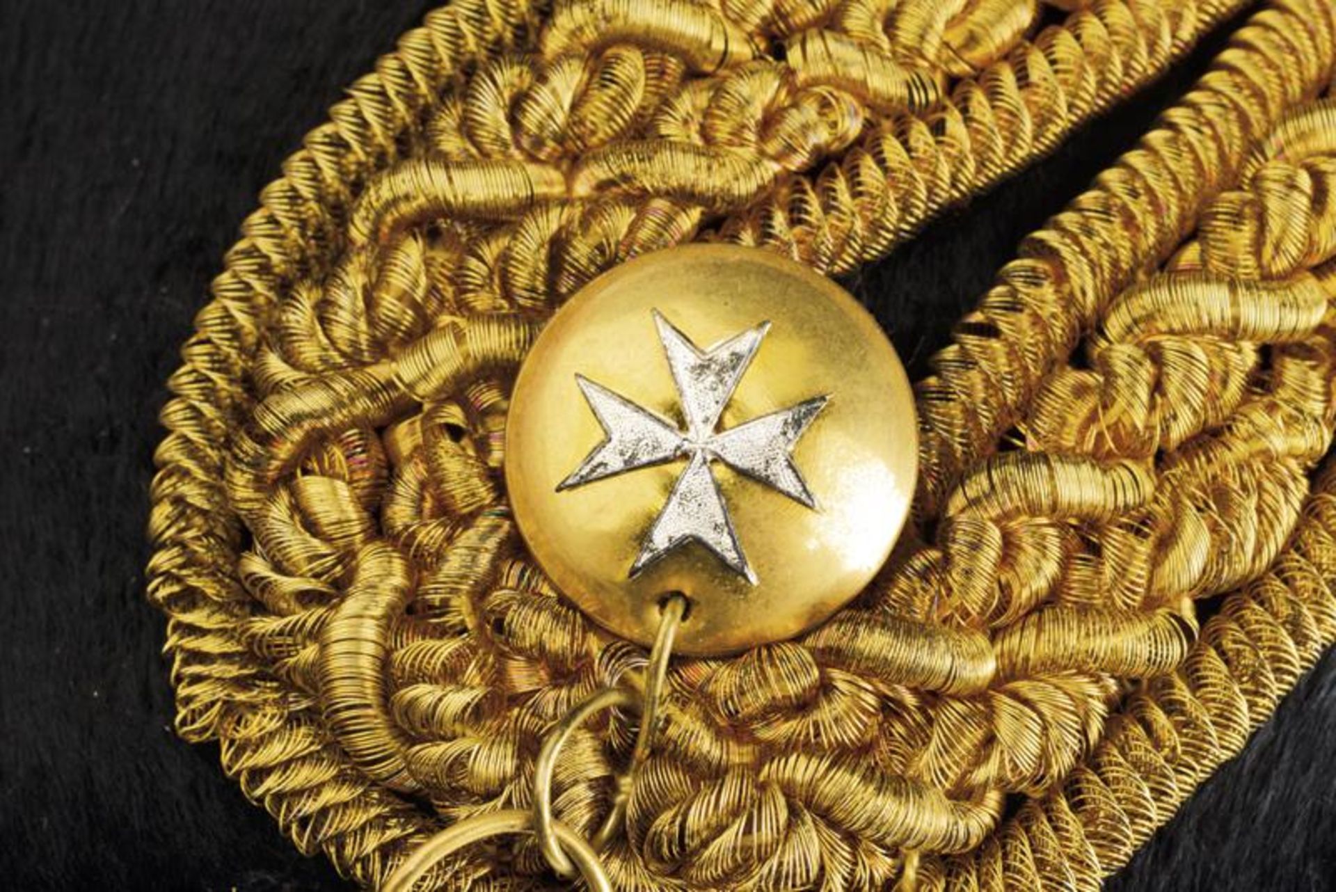 A bicorn of the Sovereign Military Order of Malta - Bild 2 aus 6
