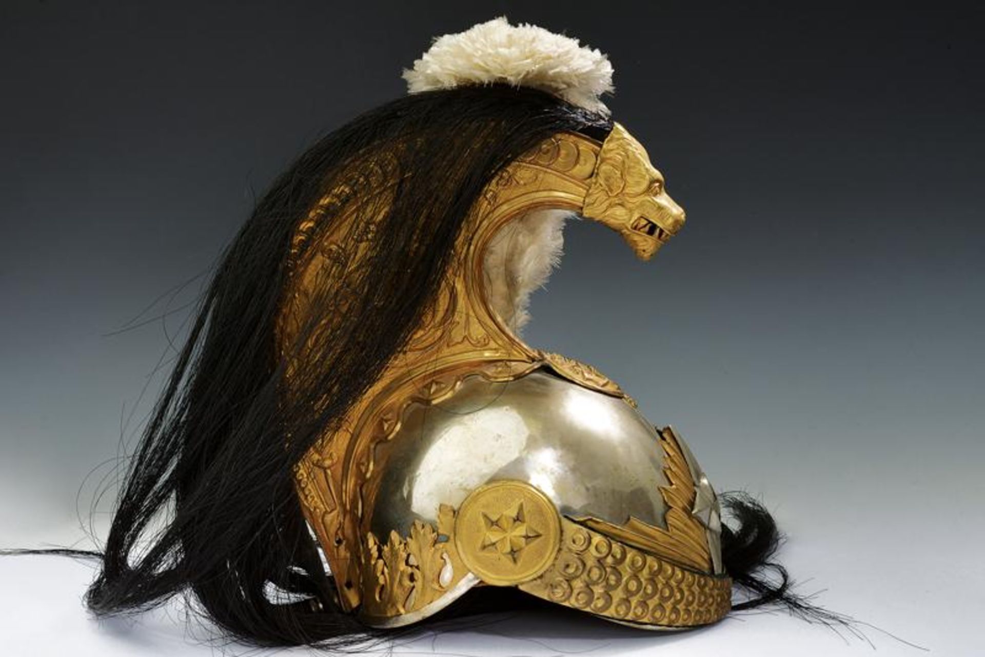 A beautiful cuirassier officer's helmet - Bild 5 aus 6