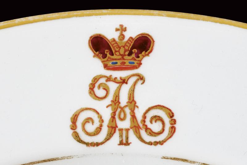 A very rare porcelain plate of the personal dinner set of the zar Nicholas II - Image 2 of 4