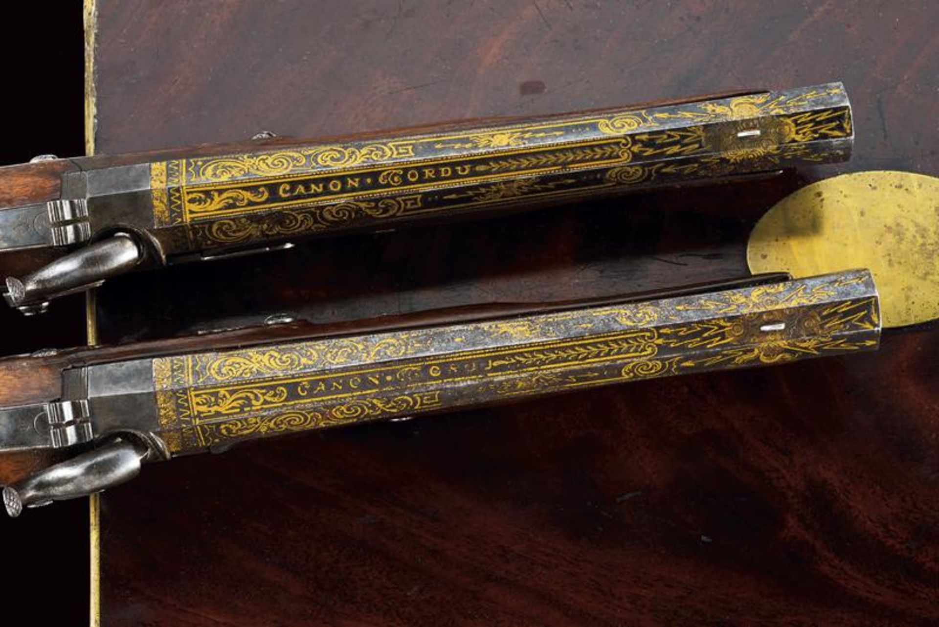 A rare pair of cased percussion pistols from the Factory of Versailles - Bild 7 aus 11