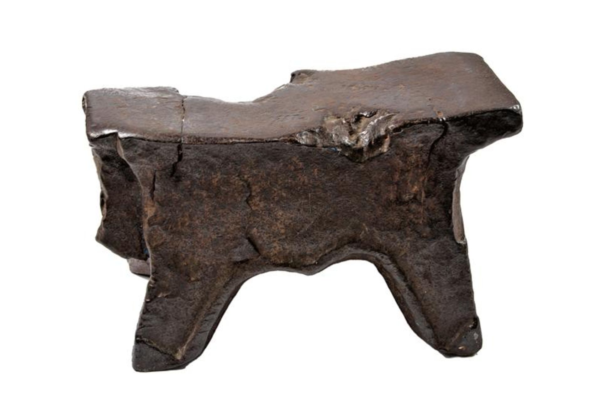 A gothic anvil - Image 4 of 4