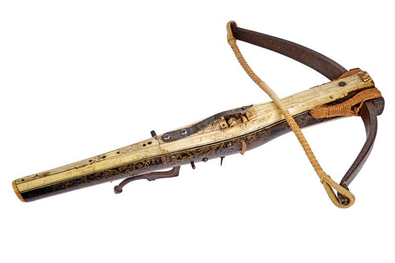 A rare and interesting crossbow - Image 9 of 9