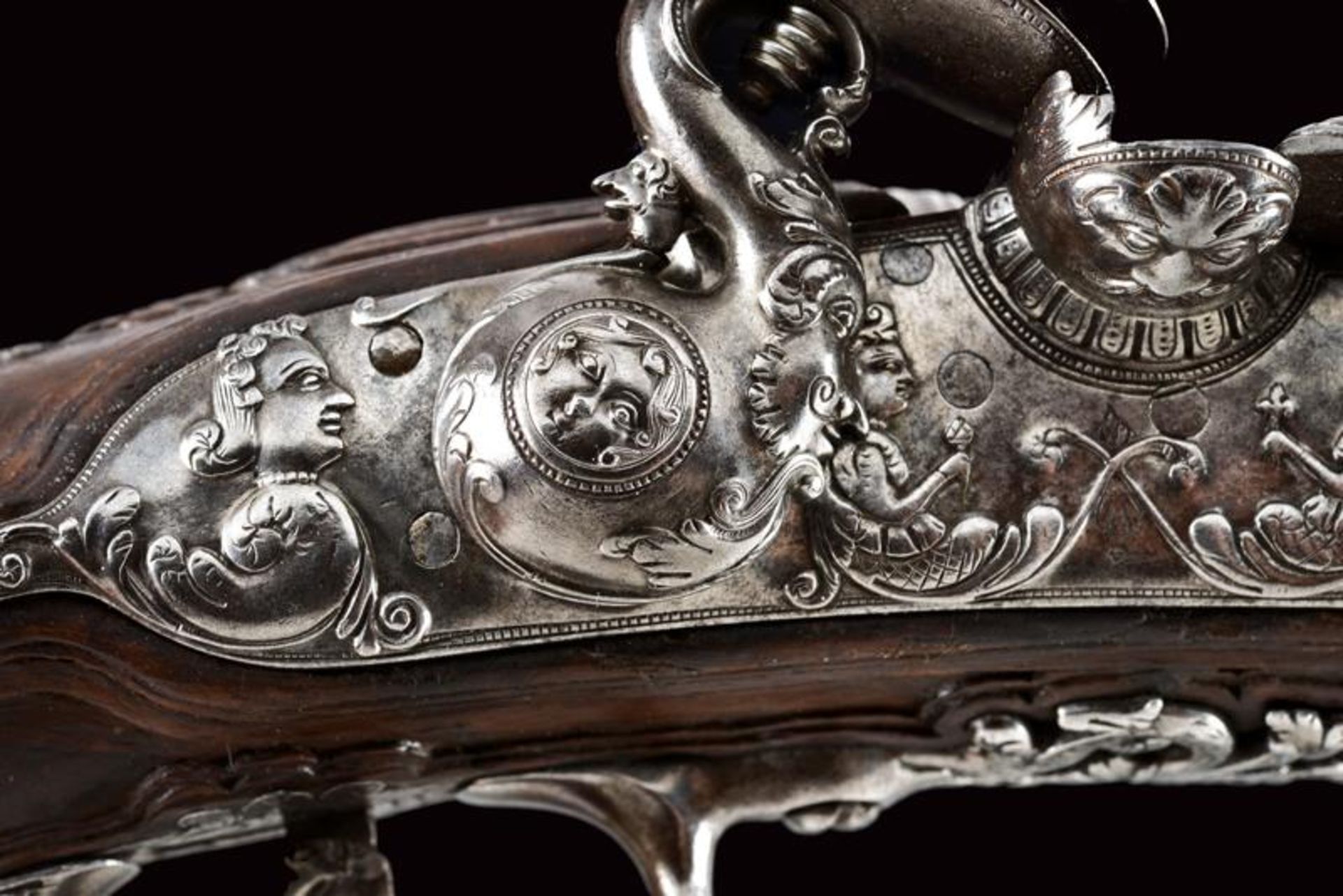 A beautiful snaphaunce lock pistol - Image 3 of 18