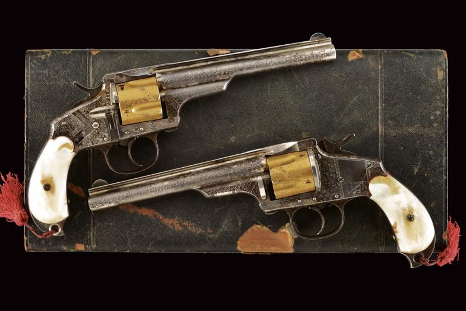 An interesting pair of engraved Merwin Hulbert & Co. D.A. Pocket Model Revolvers with case - Image 6 of 10
