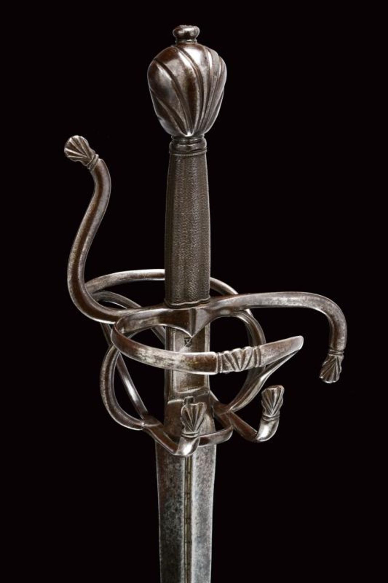 A fine officer's rapier - Image 2 of 8