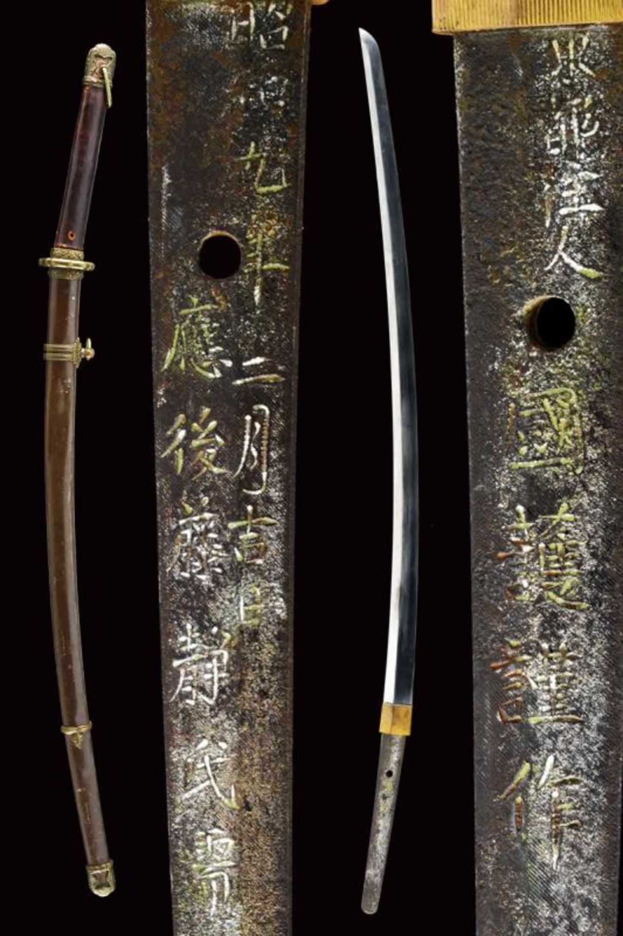 A gunto (military katana) with interesting blade, mei: Kunimori kinsaku