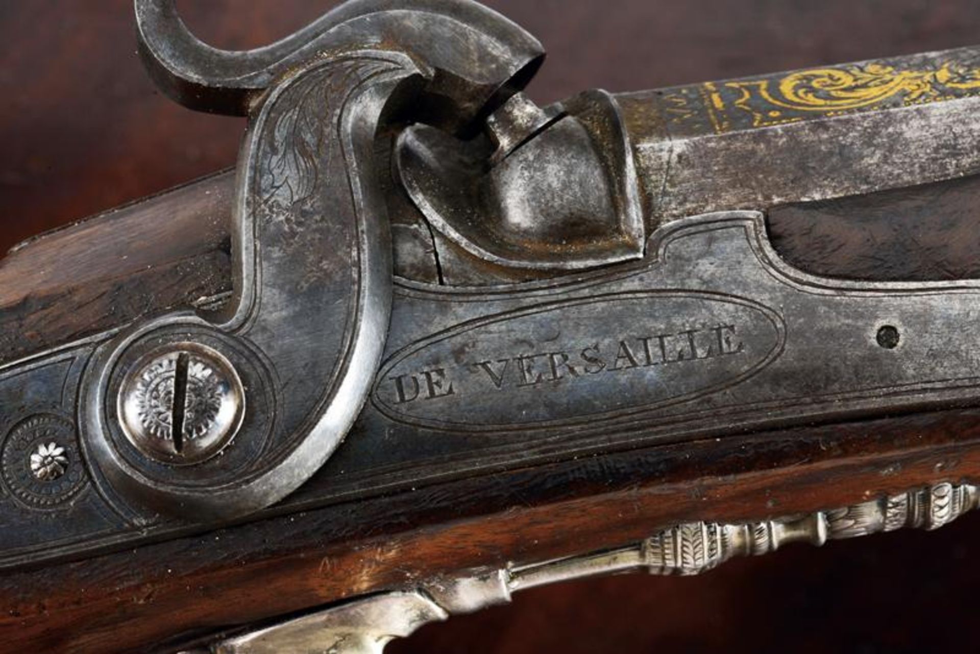 A rare pair of cased percussion pistols from the Factory of Versailles - Bild 2 aus 11