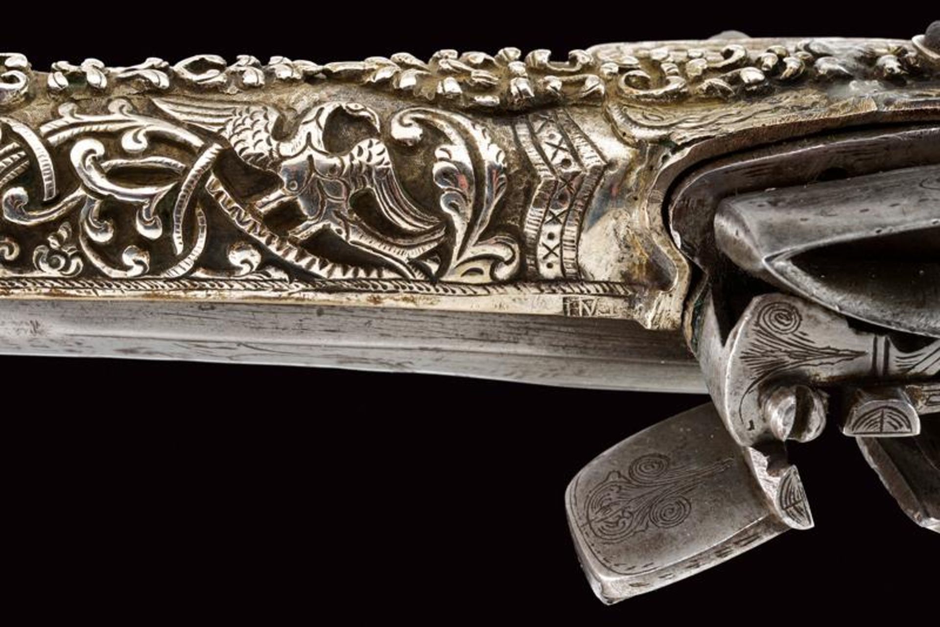 A fine silver-mounted flintlock pistol - Bild 9 aus 10