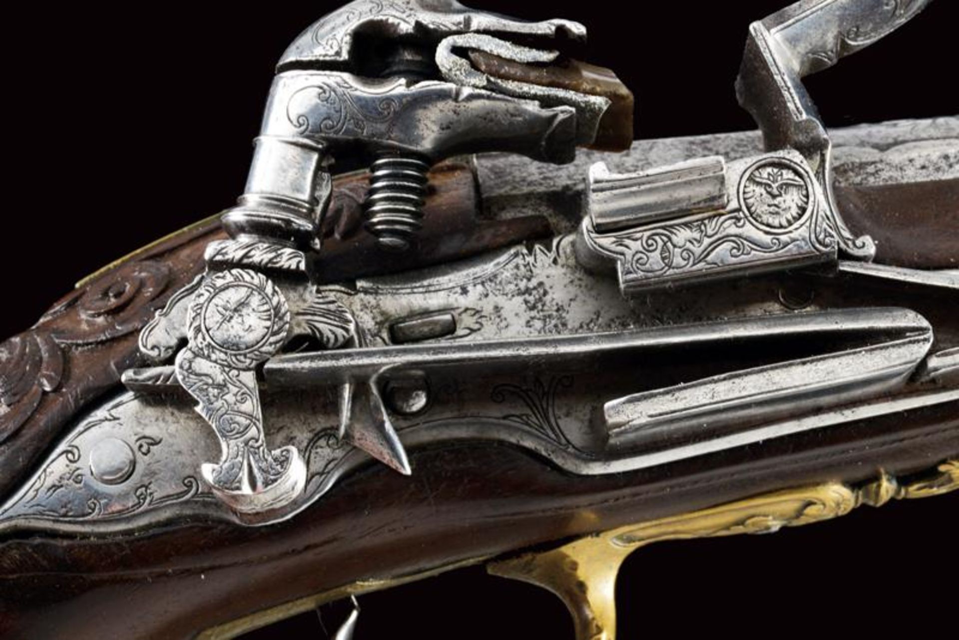 A beautiful miquelet lock pistol - Image 9 of 11