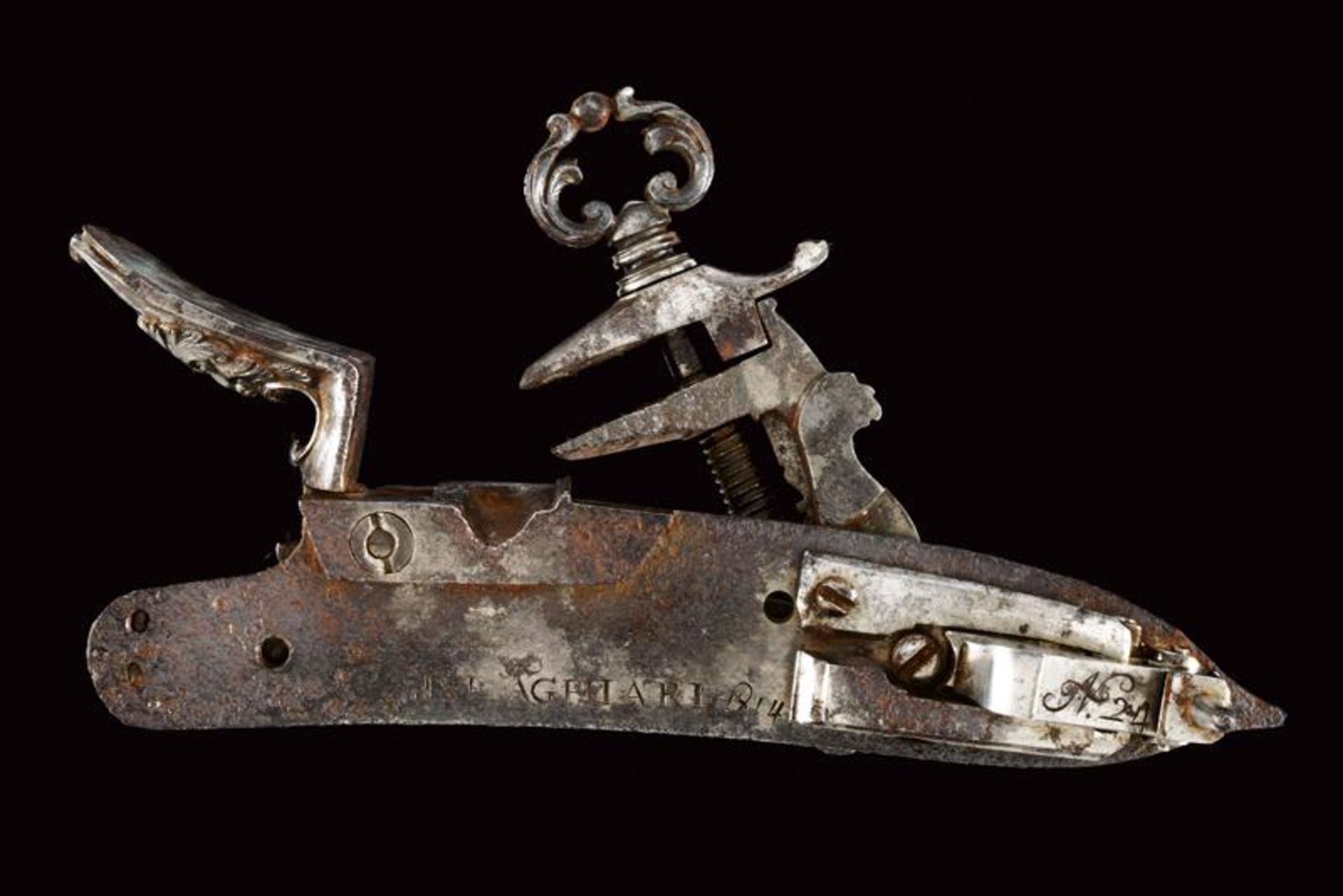 An elegant Roman style flintlock with remains of signature - Bild 6 aus 8