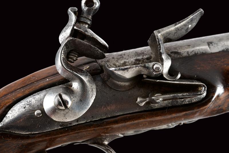 A small flintlock pistol - Image 3 of 8