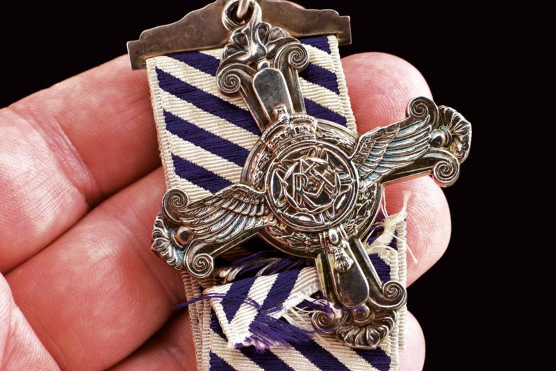 Distinguished Flying Cross - Image 3 of 3