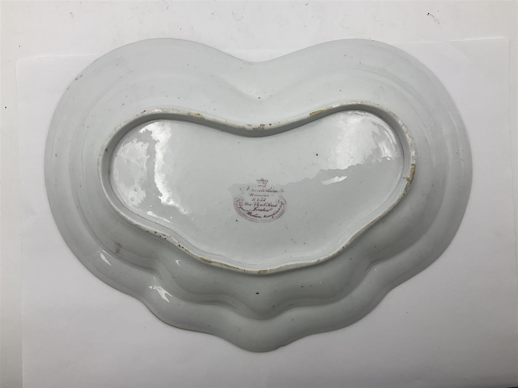 Pair of early 19th century Chamberlain's Worcester dessert dishes - Image 9 of 48