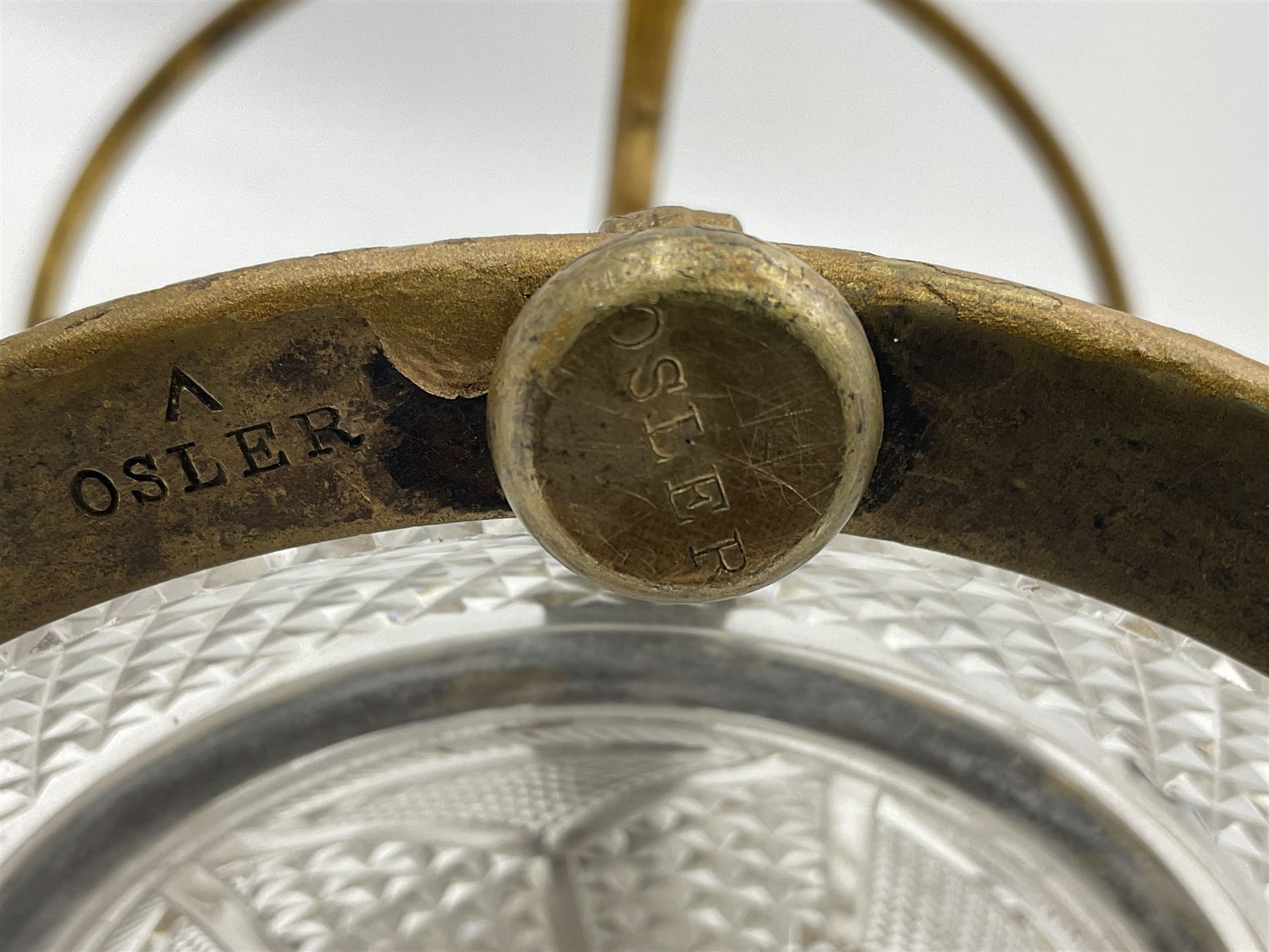 Pair of 19th century Osler glass and ormolu table centrepieces - Image 30 of 30