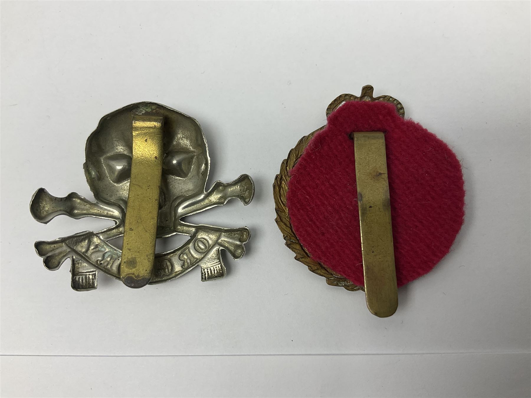 Nine Lancers metal cap badges including 9th - Image 14 of 17