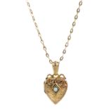 Edwardian 9ct gold engraved heart locket pendant