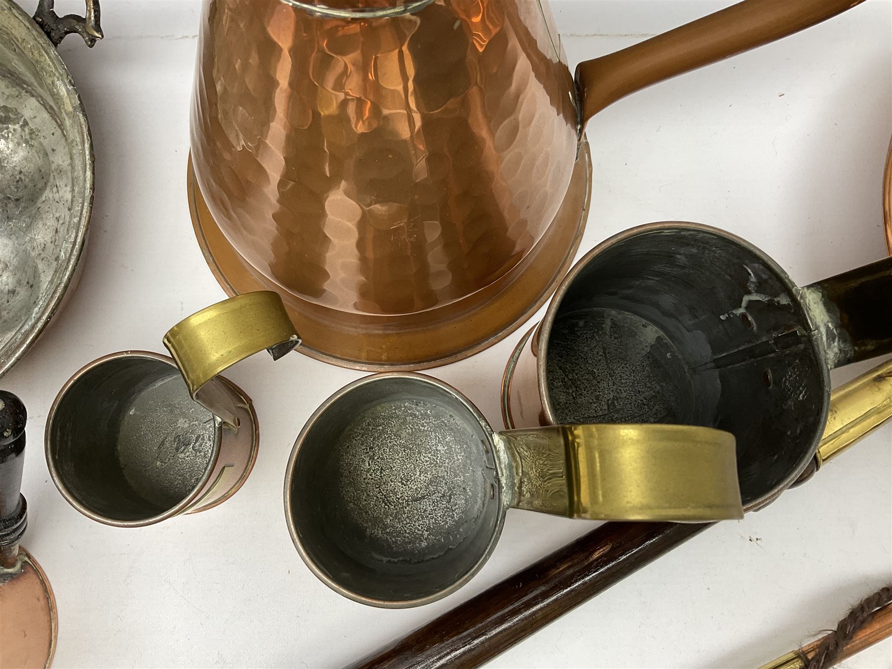Collection of copper to include graduated set of three brass mounted cider measures - Image 5 of 9