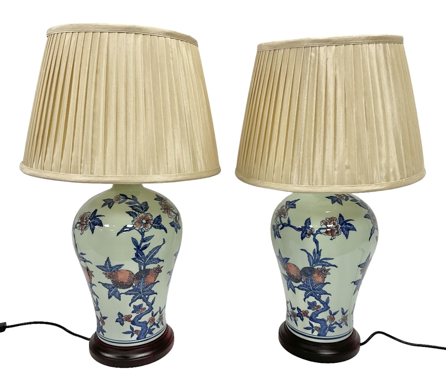 Pair of table lamps of baluster form - Image 7 of 12