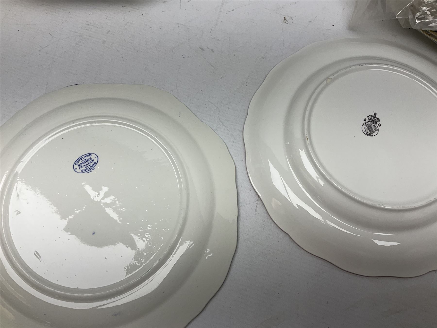 Royal Worcester Balmoral pattern side plates and dinner plates - Image 14 of 18