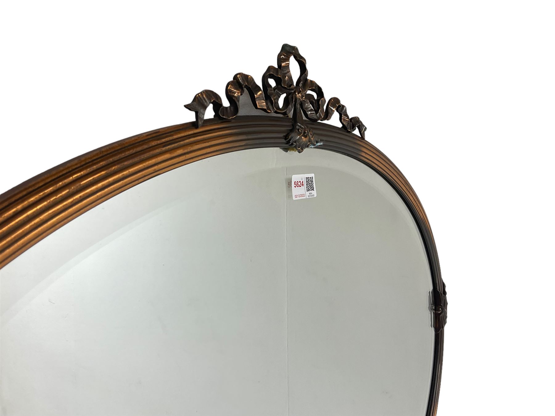Early 20th century oval wall mirror with ribbon pediment - Image 2 of 3