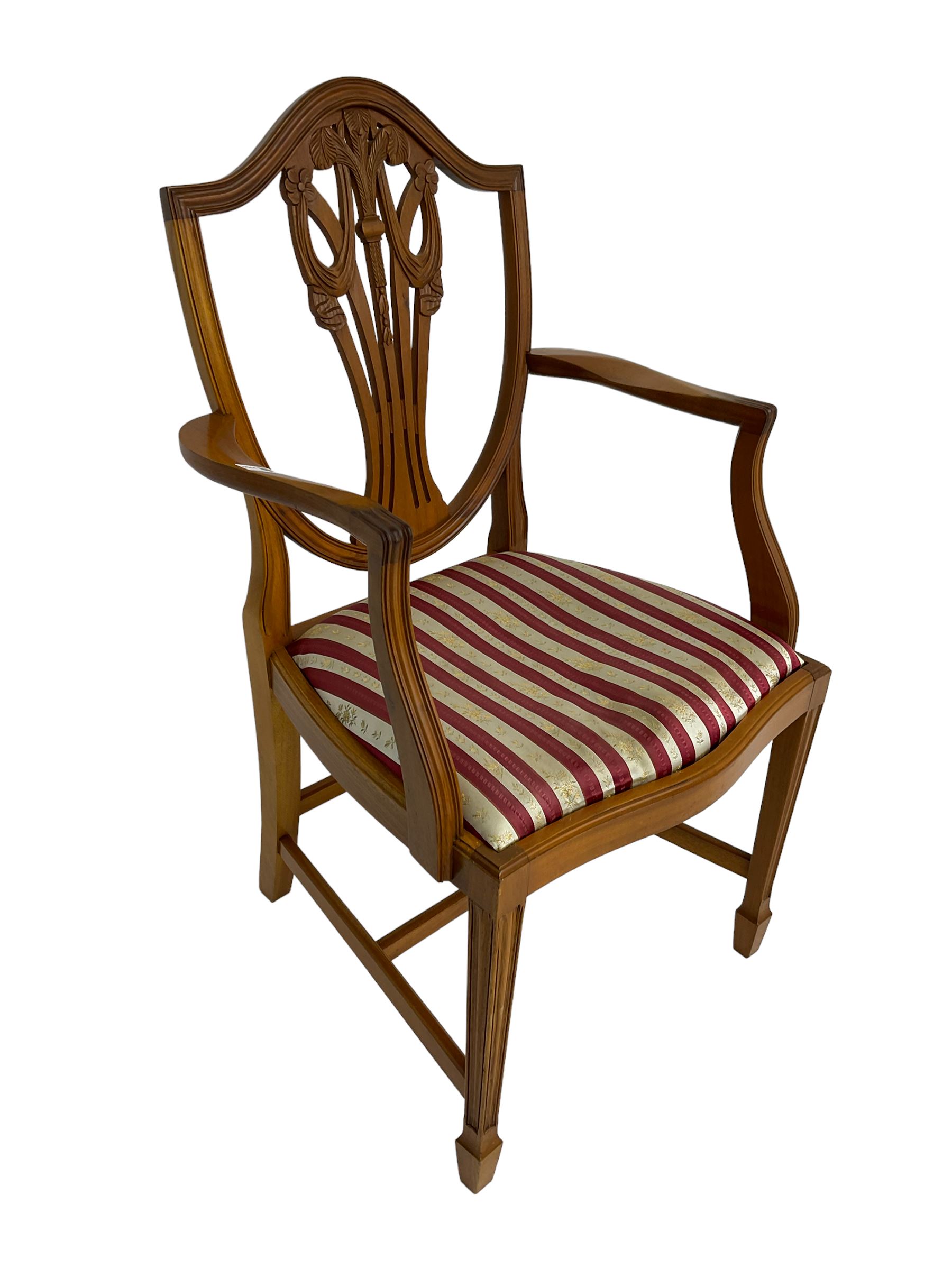 Mahogany Hepplewhite style elbow chair - Image 2 of 2