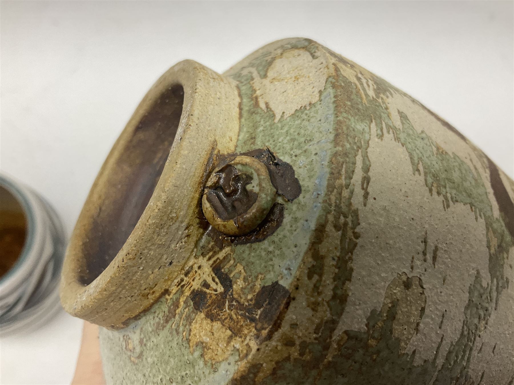 Collection of studio pottery - Image 15 of 17