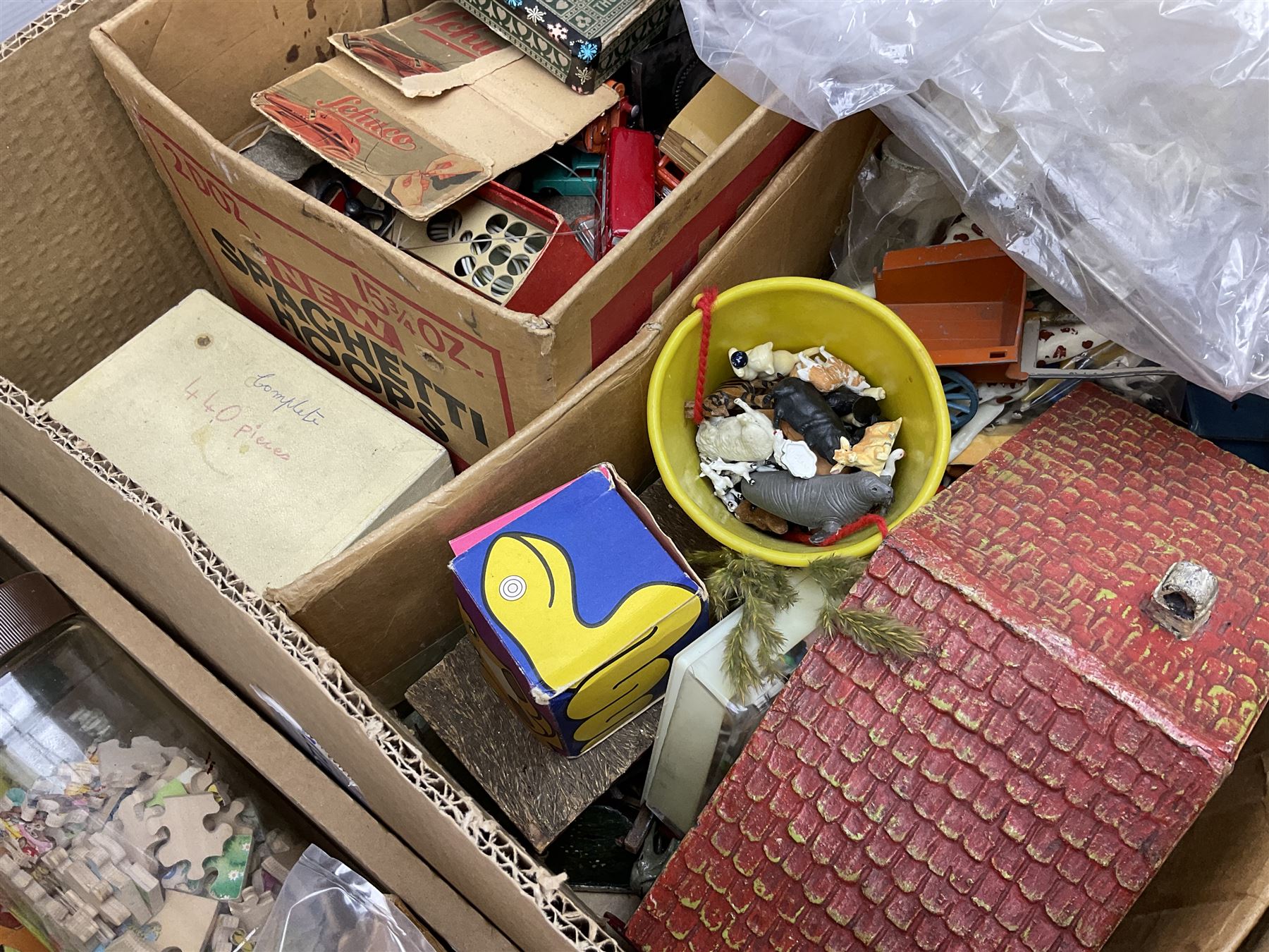 Five boxes of various vintage toys and board games - Image 11 of 13