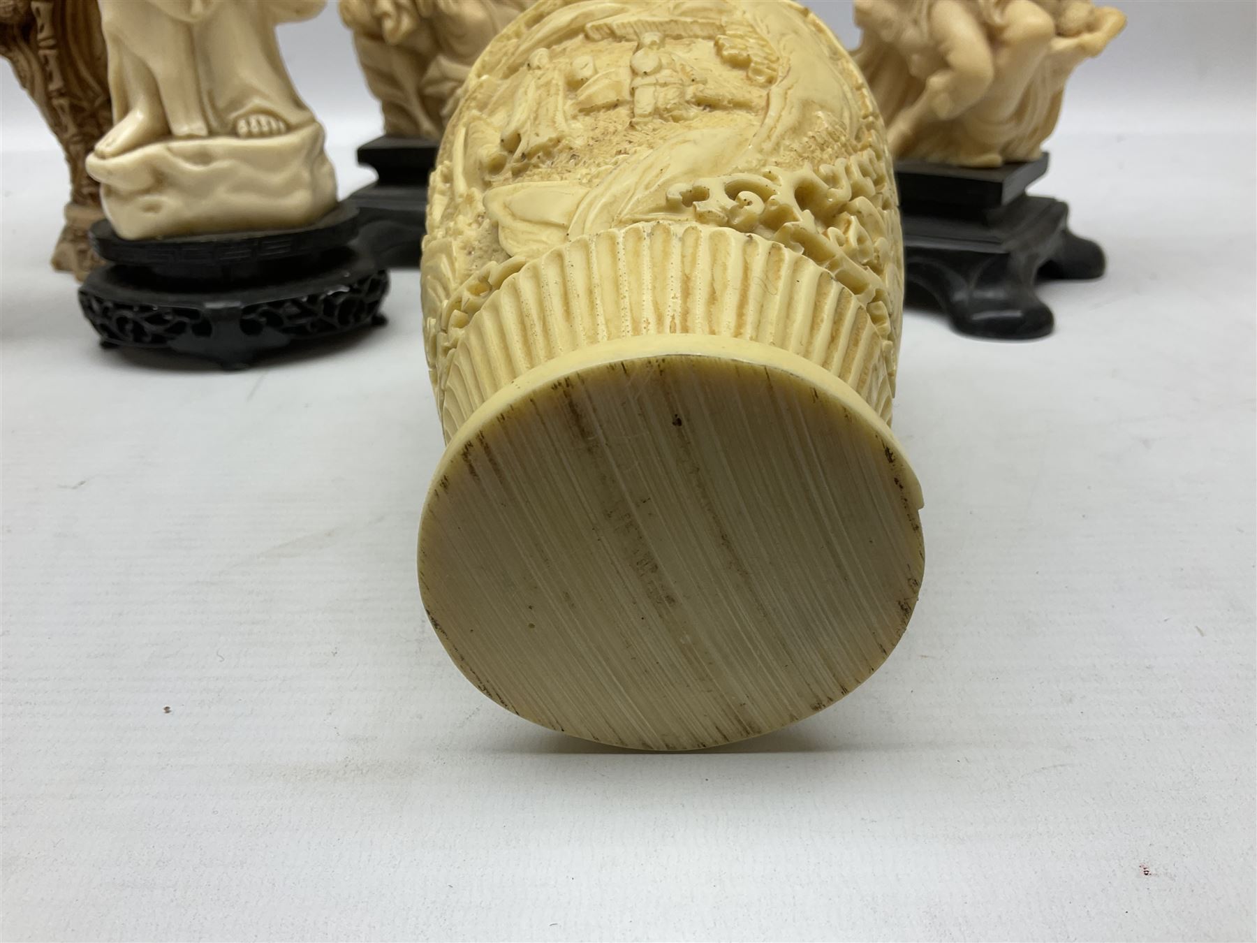 Five Chinese simulated ivory figures - Image 4 of 9