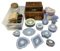 Wedgwood Jasperware to include lilac trinket box with original box