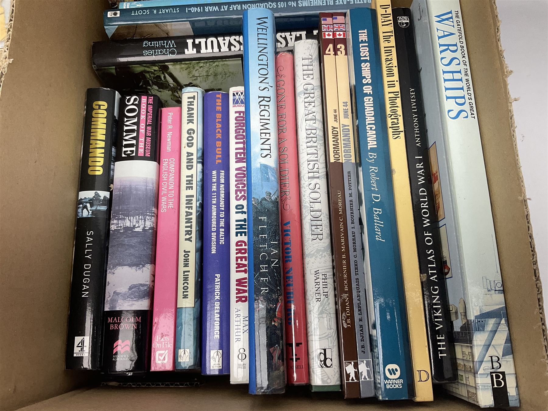 Large collection of hardback and paperback books - Image 5 of 10