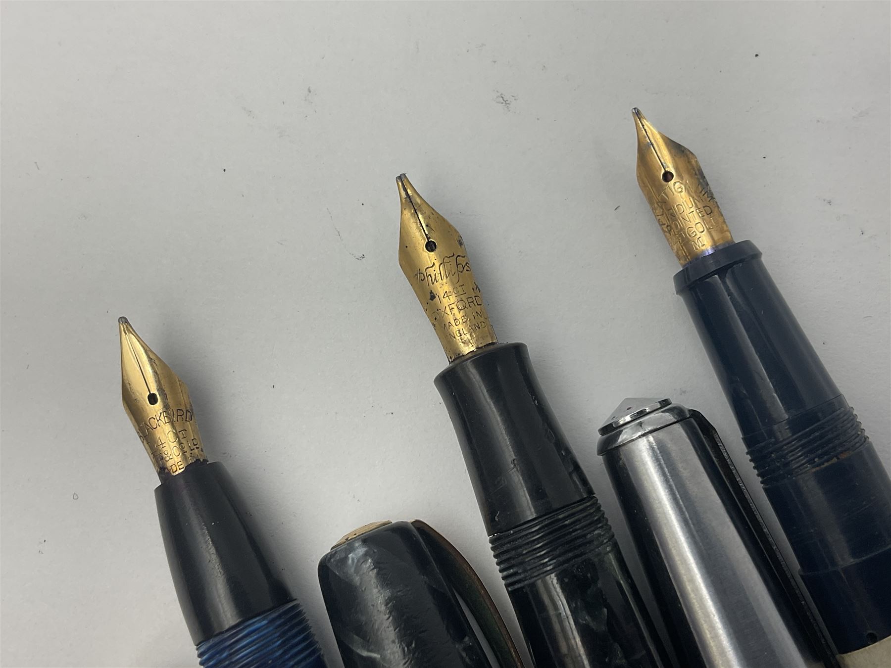 Group of five 14ct gold nib fountain pens - Image 8 of 10