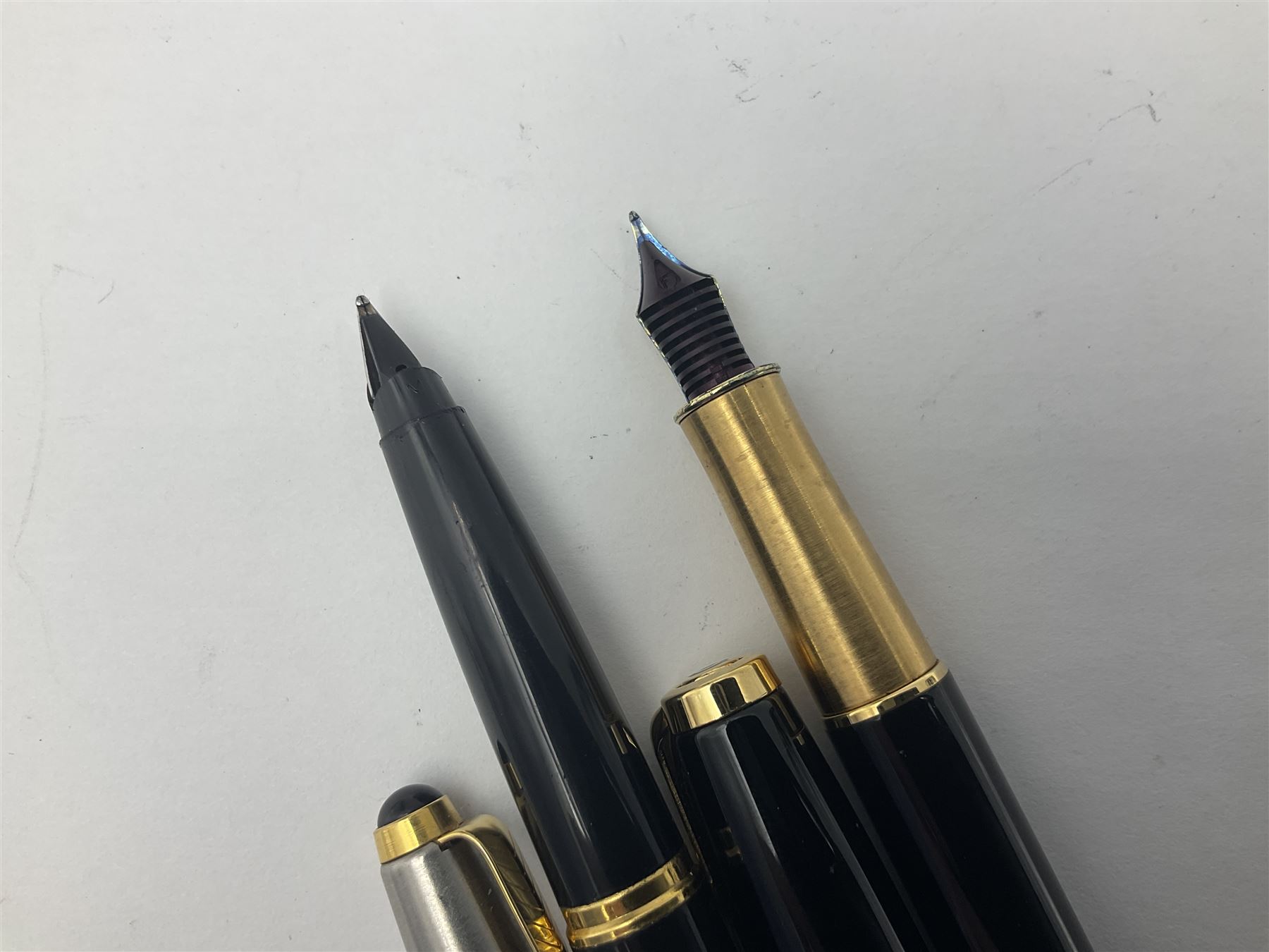 Group of Parker fountain and ballpoint pens - Image 13 of 14