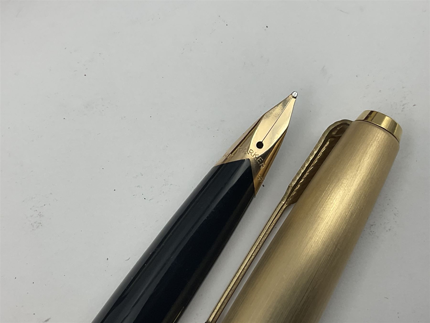 Three rolled gold Parker fountain pens - Image 6 of 17